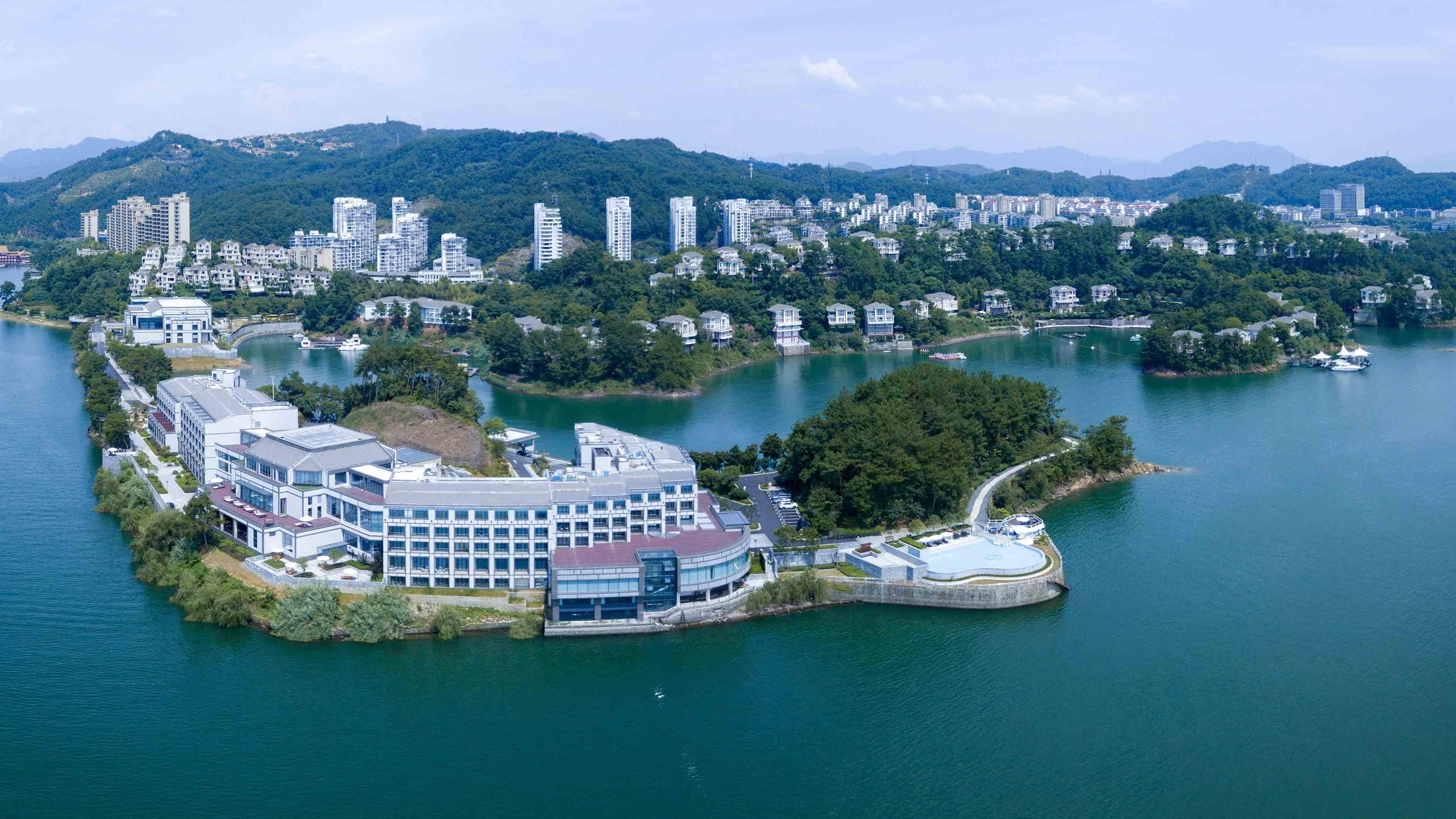 Voco Thousand Island Lake By Ihg Chun'an Ngoại thất bức ảnh